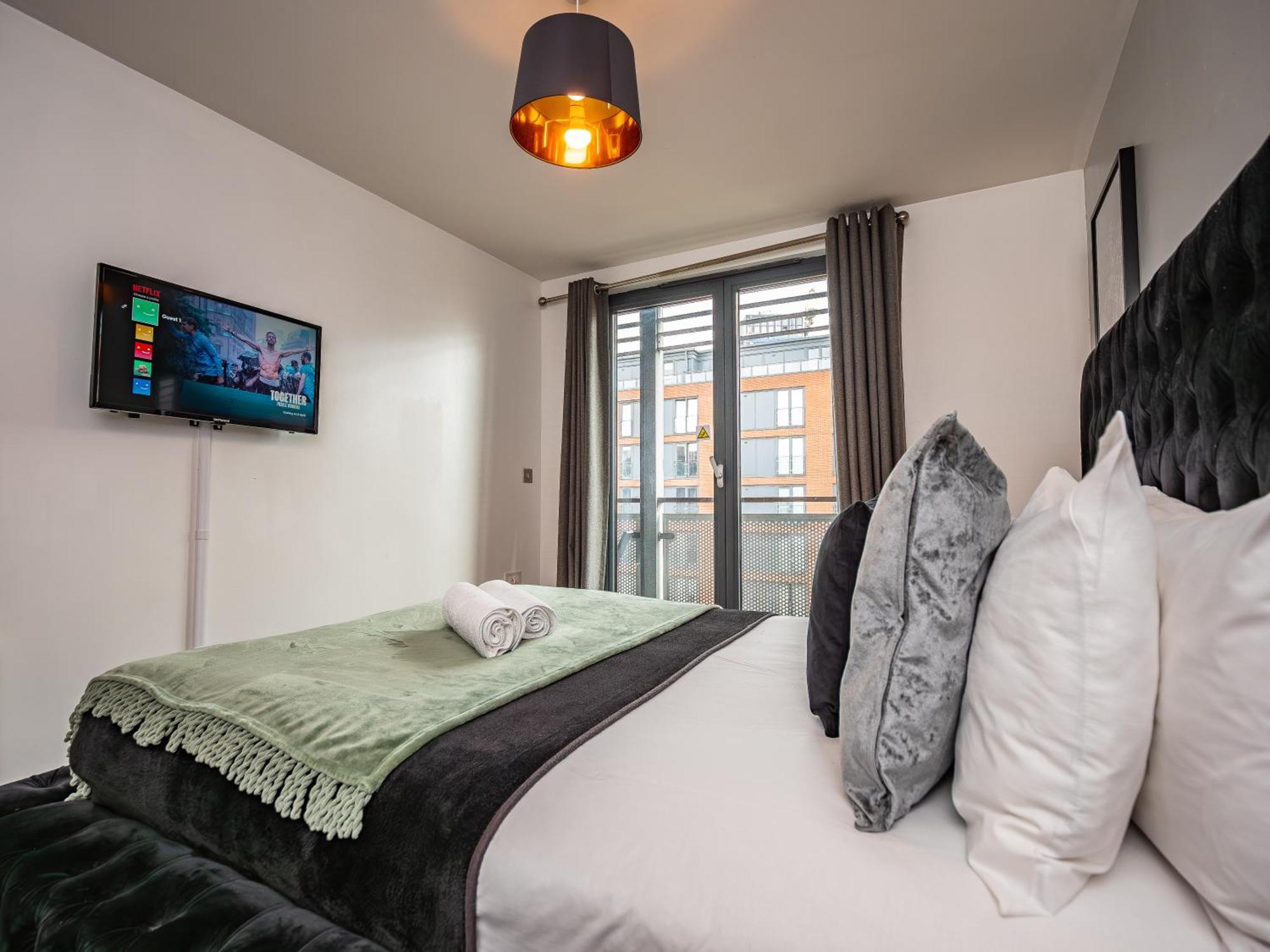 Appartamento Amazing New Arcadian Centre - 1Bdr - Balcony & Parking Birmingham Esterno foto